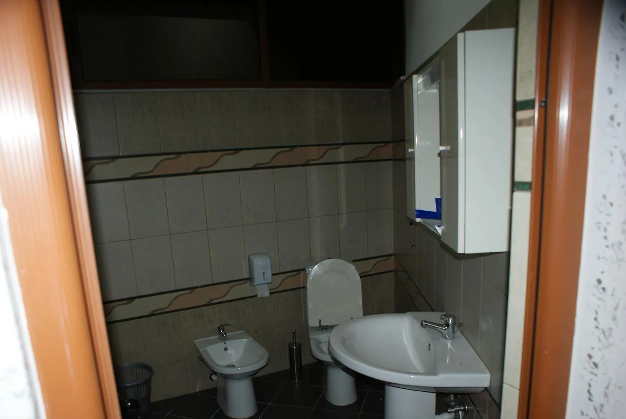 Garden Palase Hotel Fier