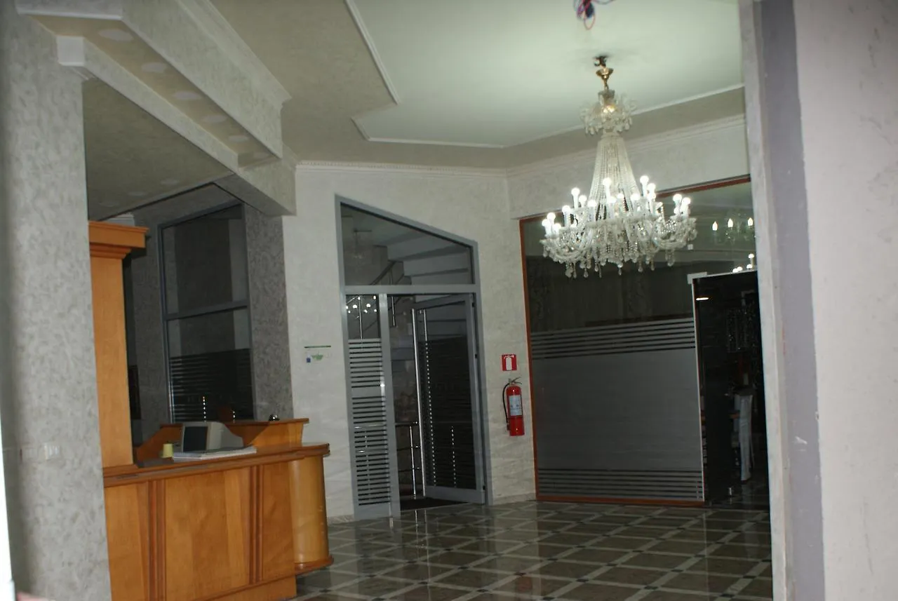 ***  Garden Palase Hotel Fier Albania